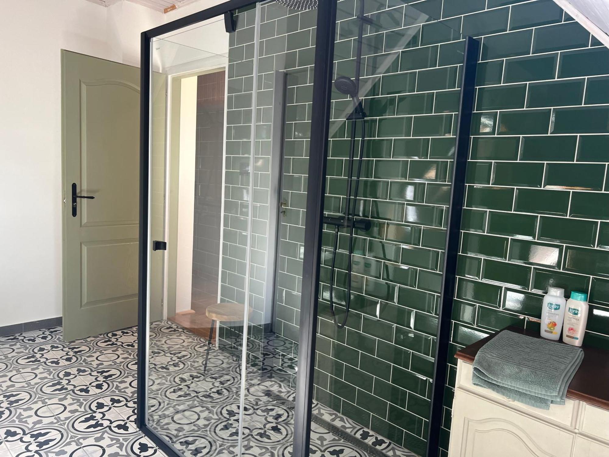 Bor Es Kenyer Hotel Hegymagas Ngoại thất bức ảnh